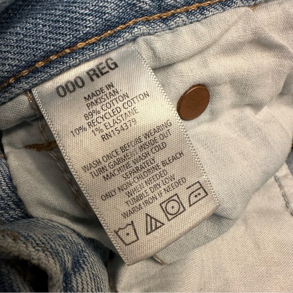 Aeropostale Mom Jeans Distressed Cropped Boot Cut Light Medium Wash 000 Regular - Picture 11 of 11